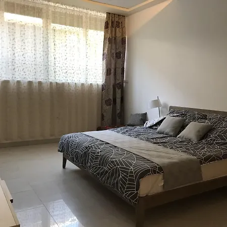 Apartament Centar Lux *